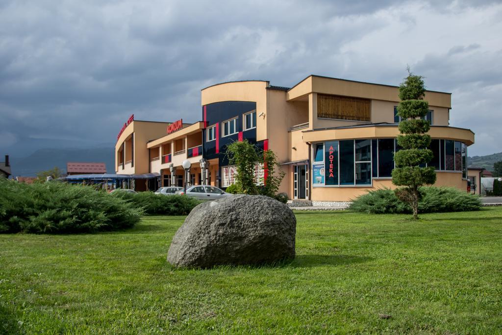 Motel Dani Nova Bila エクステリア 写真