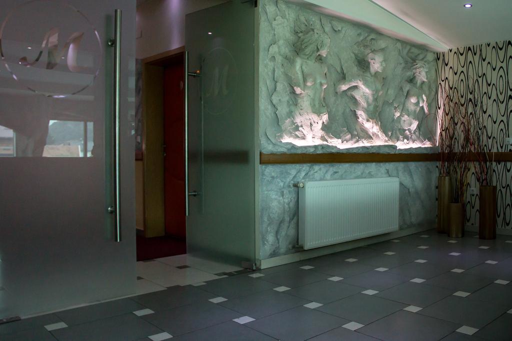 Motel Dani Nova Bila エクステリア 写真